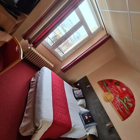 Hostellerie Du Cantal Murat  Ngoại thất bức ảnh