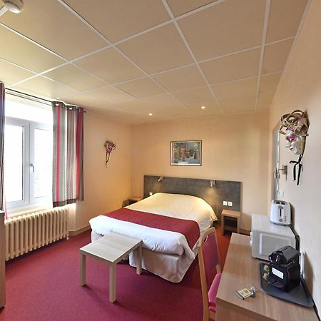 Hostellerie Du Cantal Murat  Ngoại thất bức ảnh